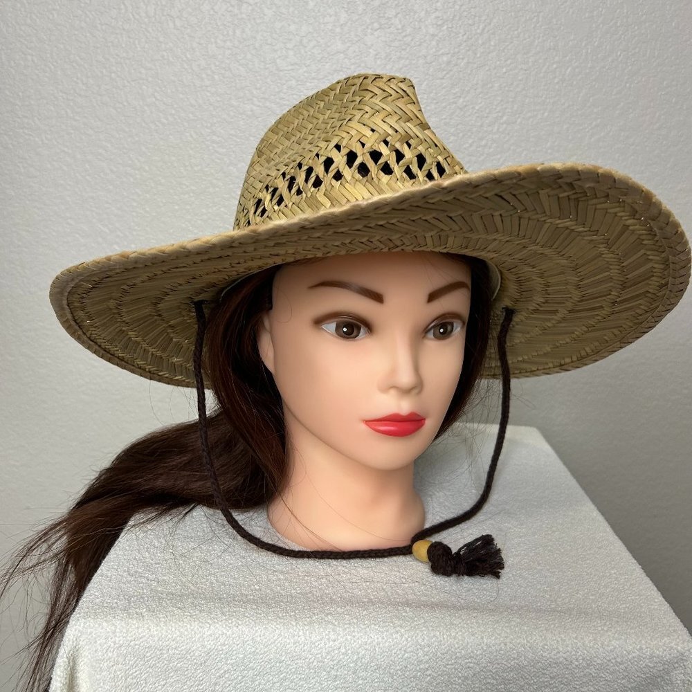 Great Condition Straw Garden Hat w/Chin Strap OS SKU 118